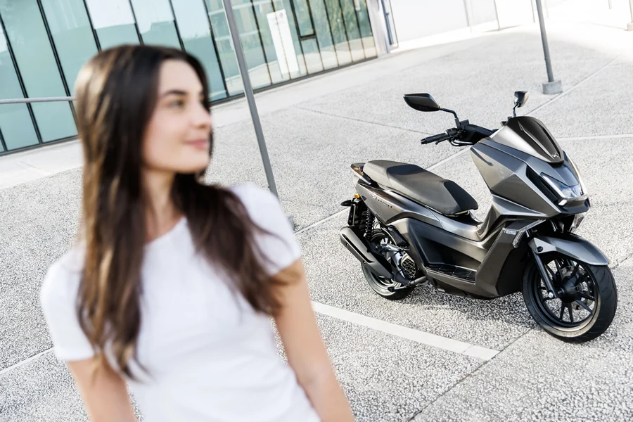 Motor Scooter 125cc Rehberi: Şehir İçi Ulaşımda Özgürlüğün Formülü